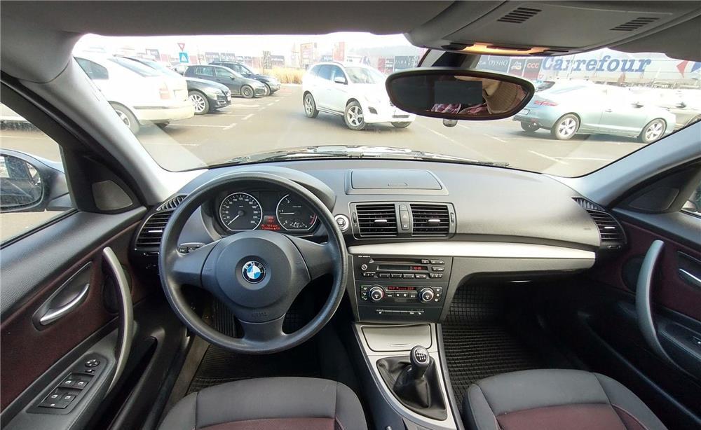 Bmw 118D seria 1 cu 4 usi  Motor 2,0 Diesel 143 CP Germania