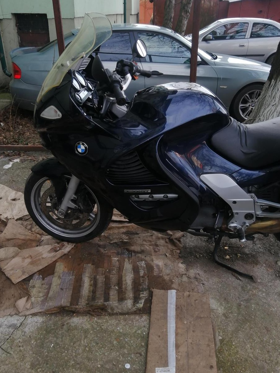BMW K1200GT