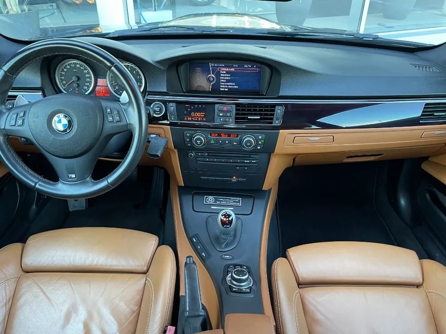 BMW M3 Coupe Drivelogic