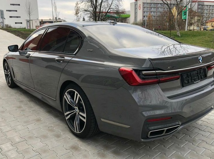 BMW M7 M760Li xDrive