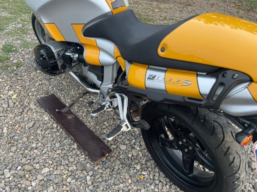 BMW R