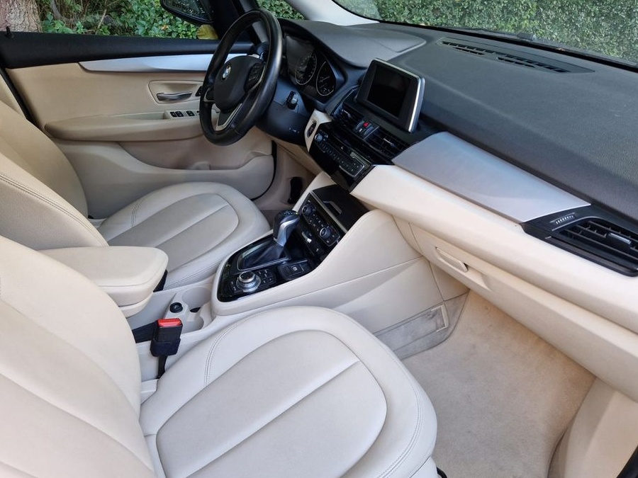 BMW Seria 2  218d Active Tourer Aut.