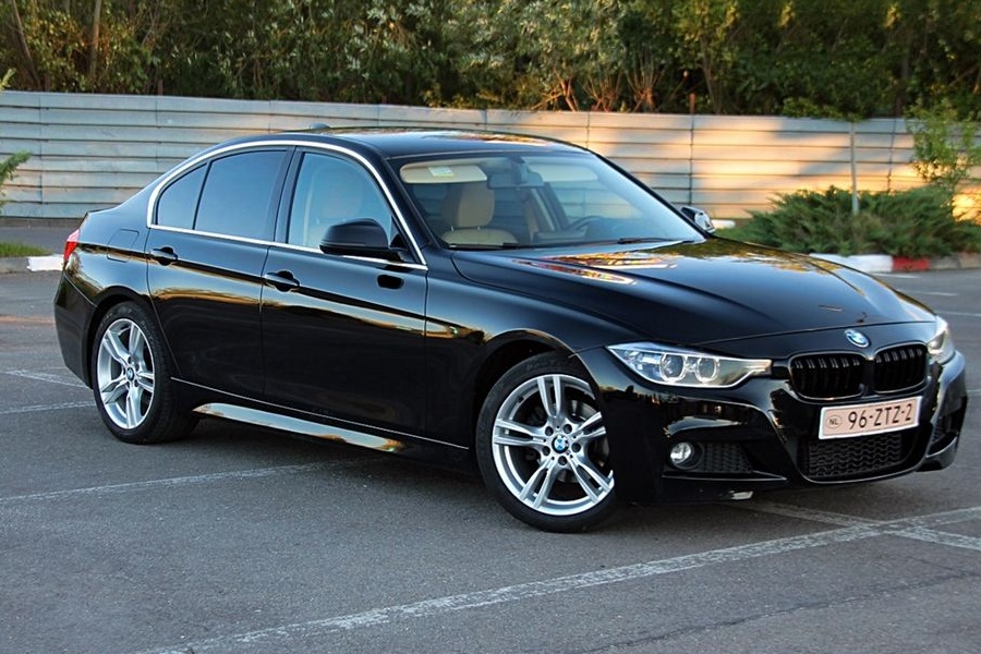 BMW Seria 3 320d Efficient Dynamic Edition Sport-Aut.