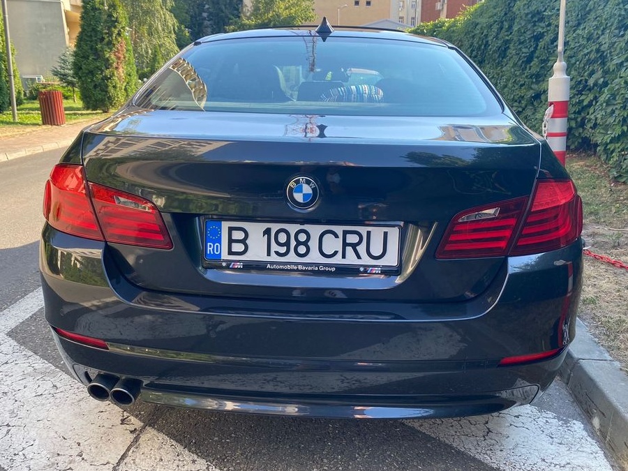 BMW Seria 5 525d xDrive Sport-Aut.