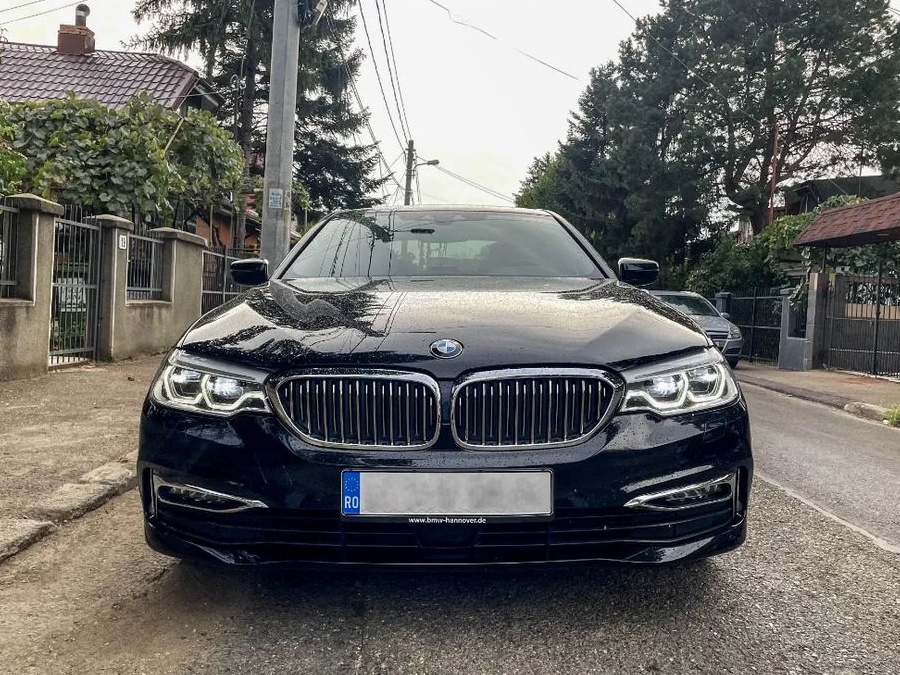 BMW Seria 5 530i xDrive AT