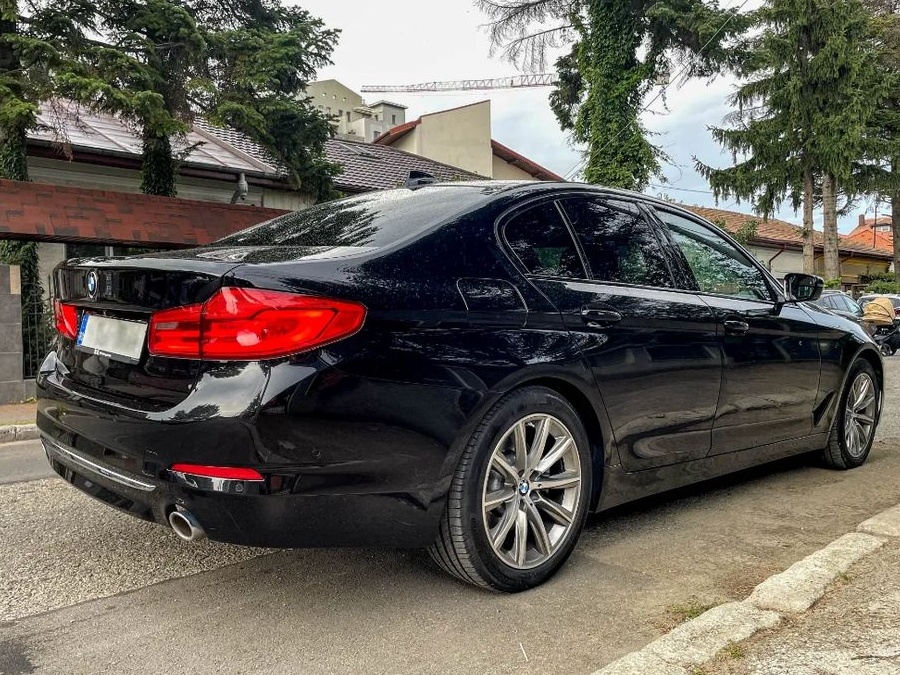 BMW Seria 5 530i xDrive AT