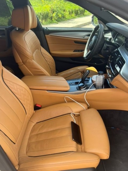 BMW Seria 5 550i xDrive