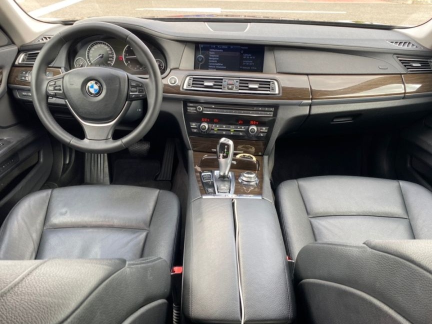 BMW Seria 7 730d Aut.