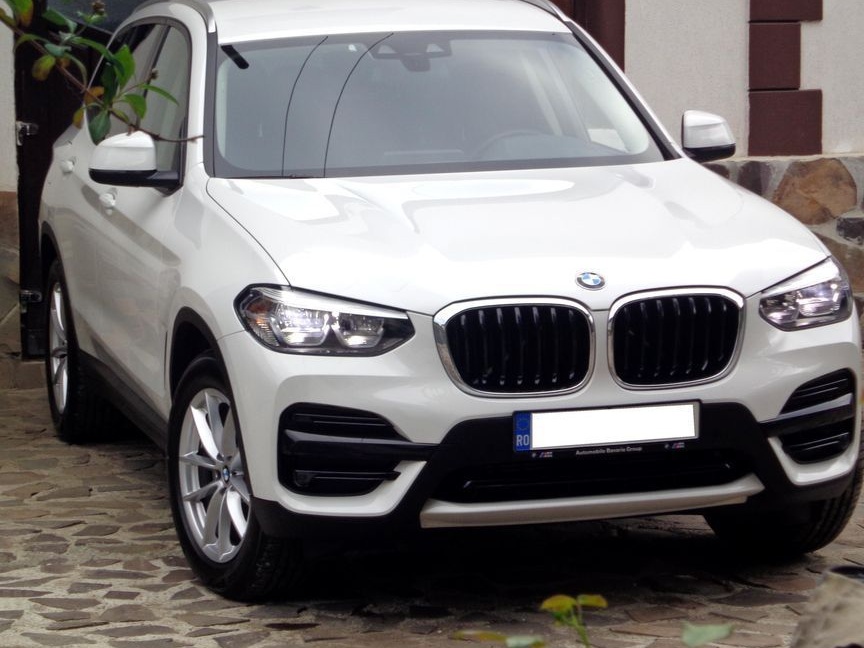 BMW X3 xDrive20i AT
