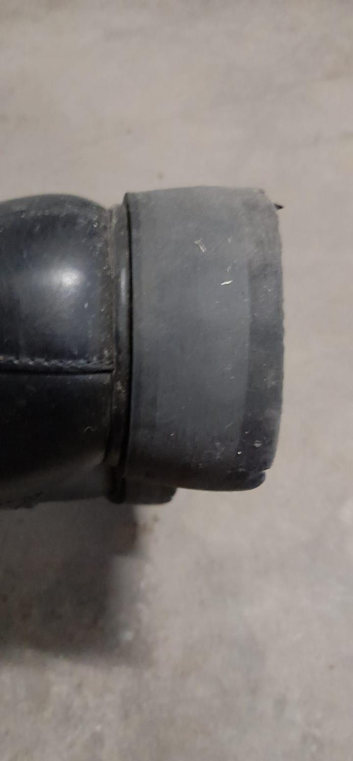 Bocanci Explorer piele. Ceaun fonta