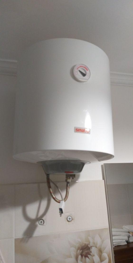 Boilar electric in stare foarte buna.