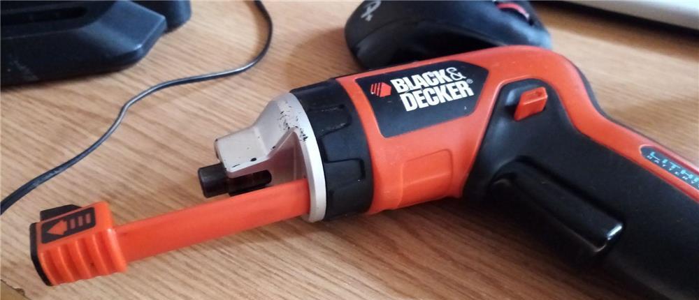 bormasina cu acumulator 18v si  Surubelnita cu acumulator Black&Decker AS36LN AutoSelect