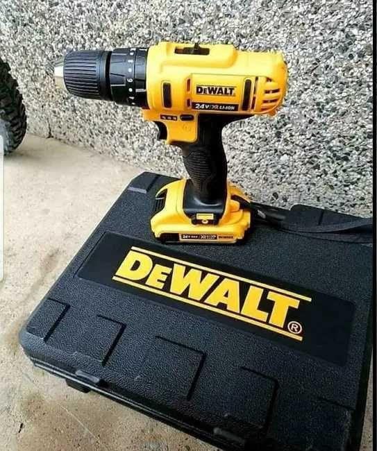 Bormasina DeWalt 24V 5Ah Autofiletanta Percutie 2x Acumulatori Germany