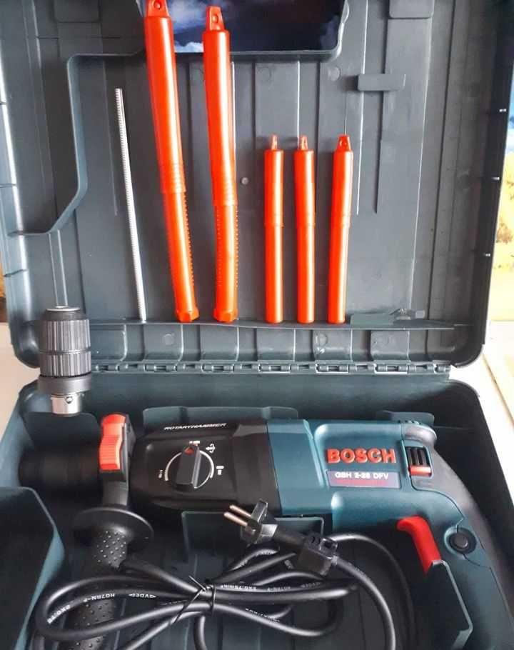 BOSCH Rotopercutor 1000W cu doua mandrine Sds si Sds+ Percutie Germany