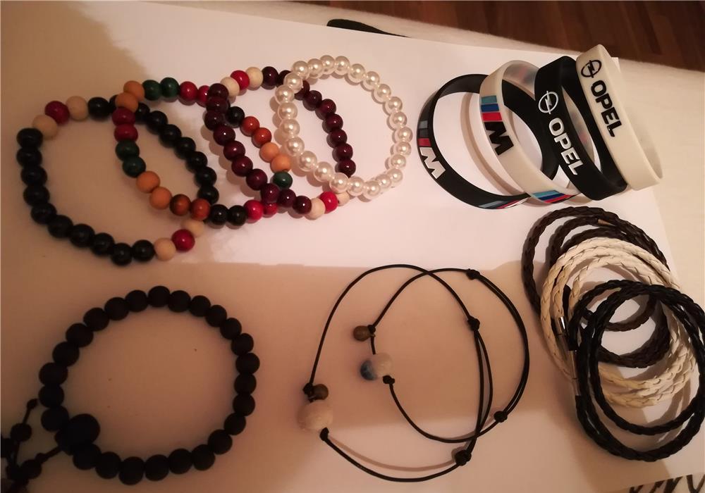 Brățări diverse modele