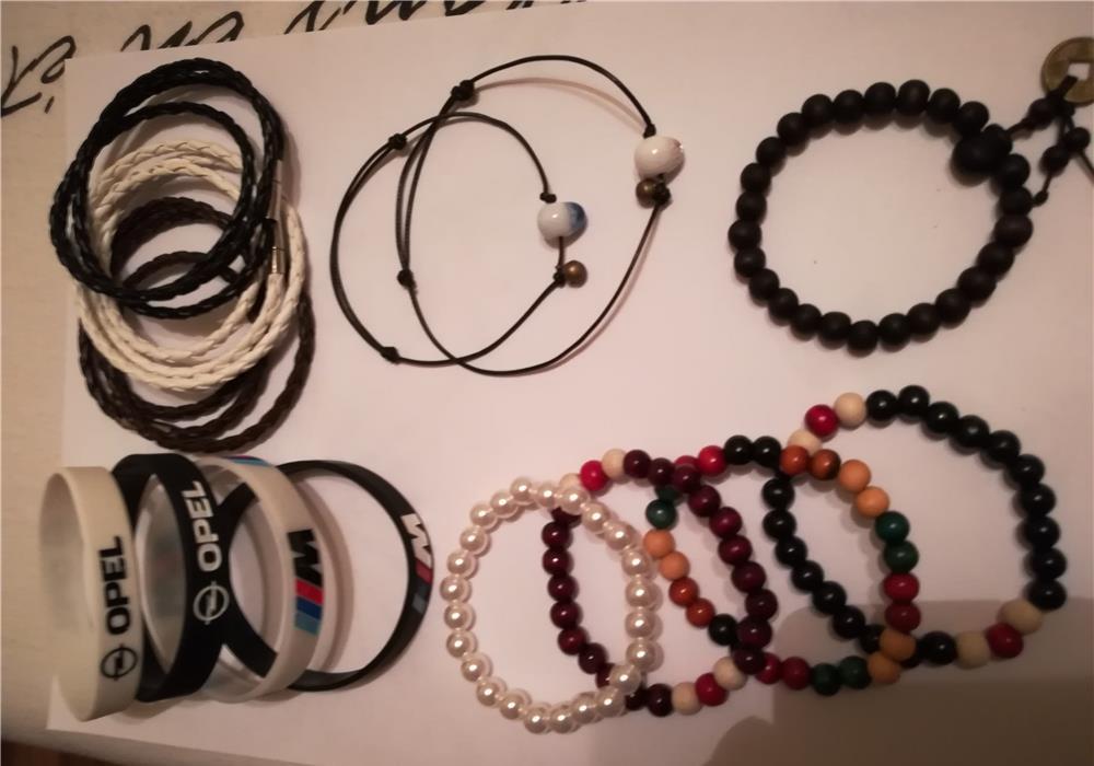 Brățări diverse modele