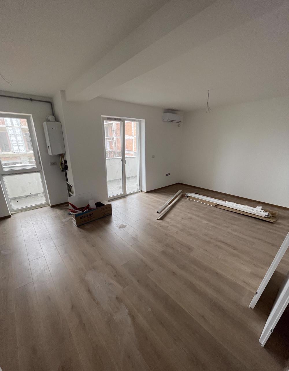 Braytim, apartamente decomandate, curte proprie!