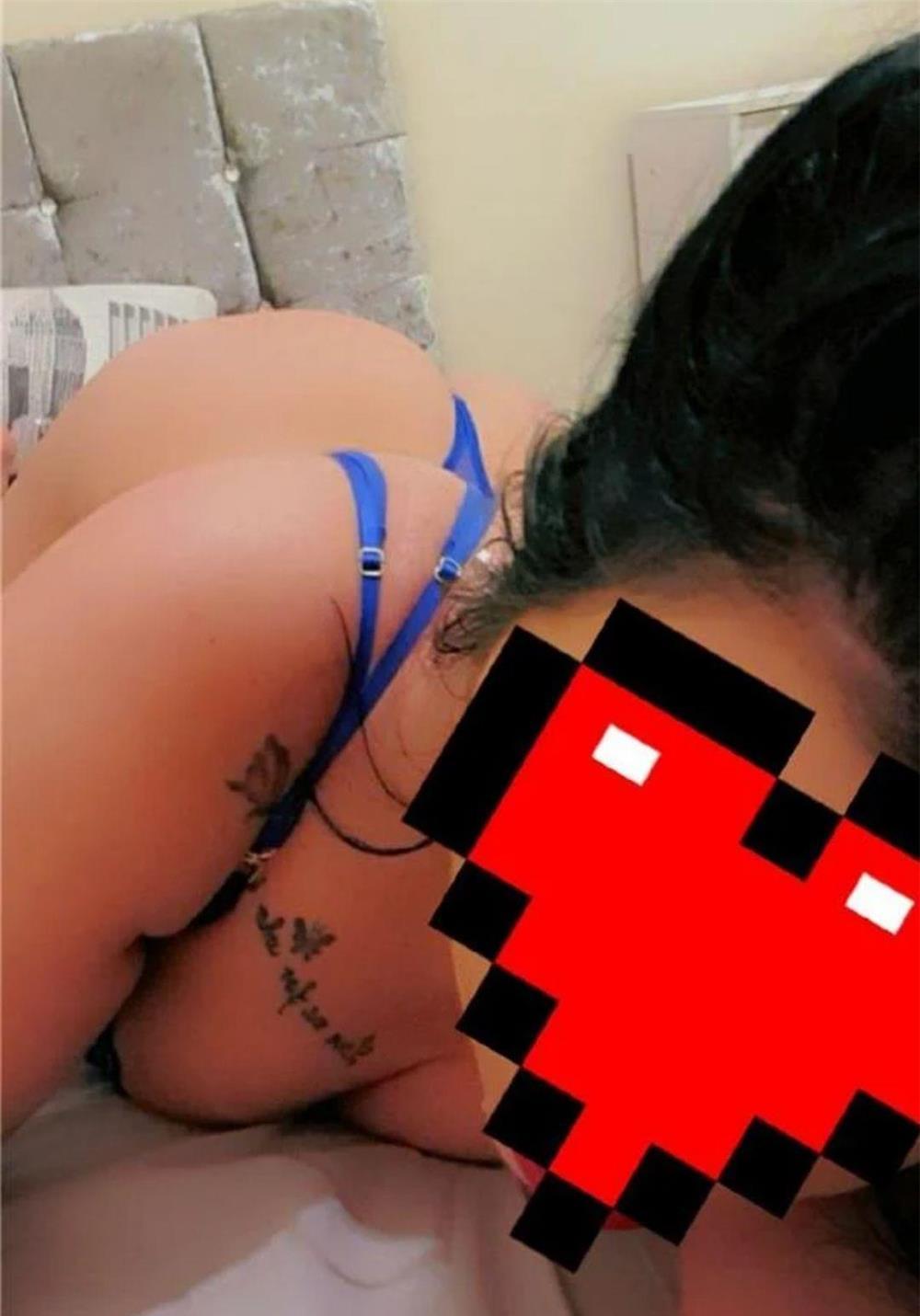 BRUNETA SEXY LA TINE ÎN ORAȘ