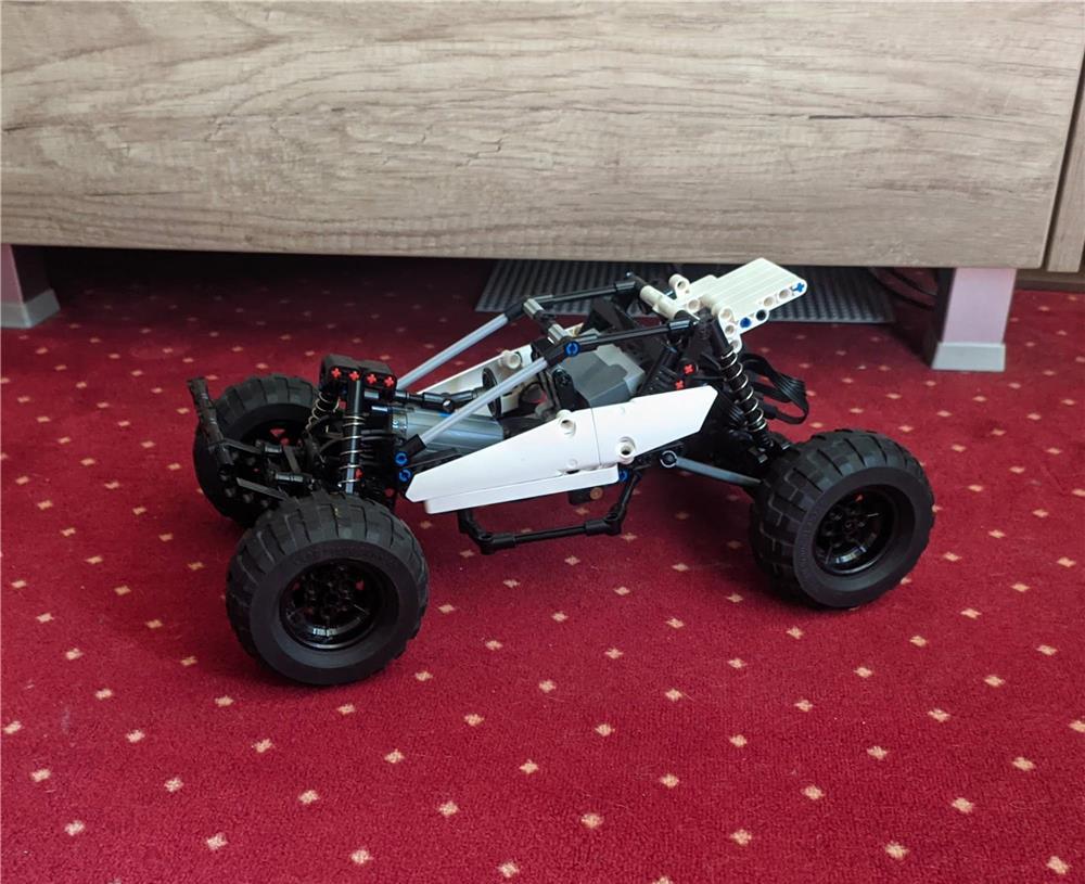 Buggy teleghidat Lego Technic