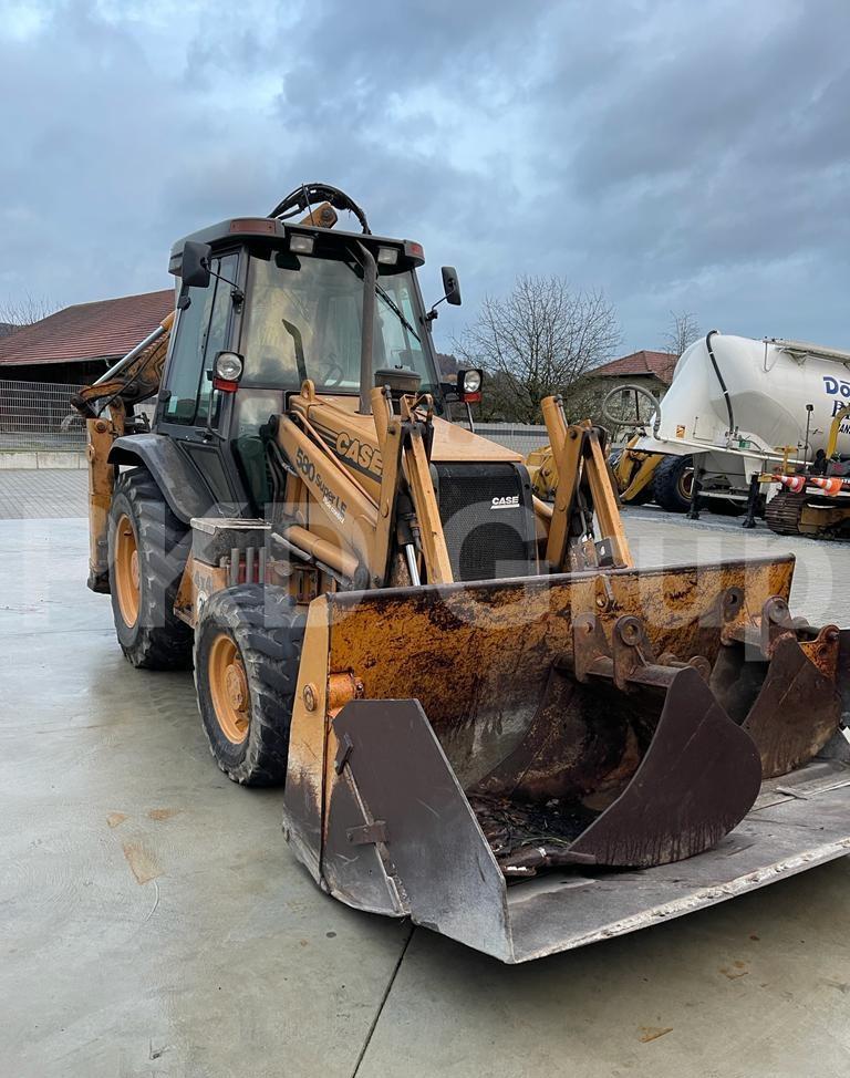 Buldoexcavator CASE 580 SLE