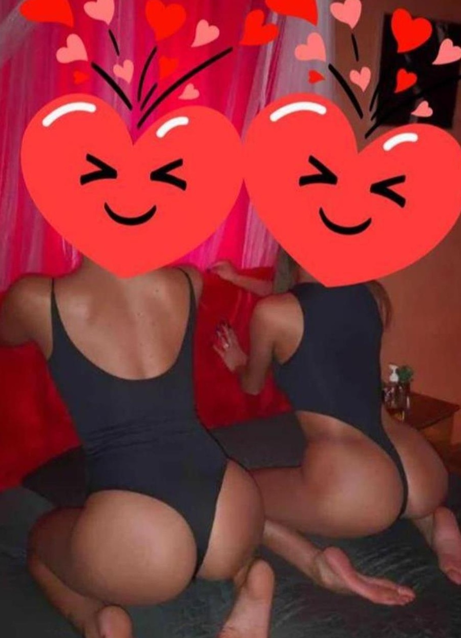 buna doua brunete porno .. facem si deplsari