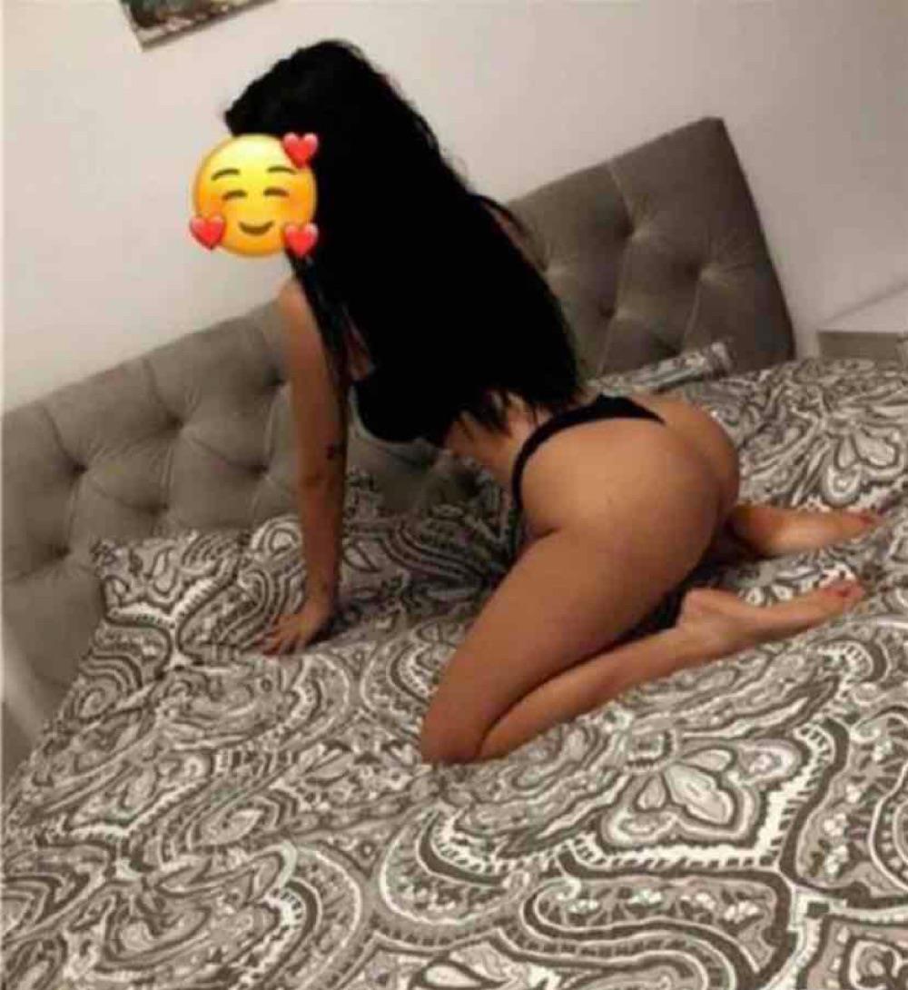 Buna!! noua aici pentru cateva zile pozele imi apartin 100%
