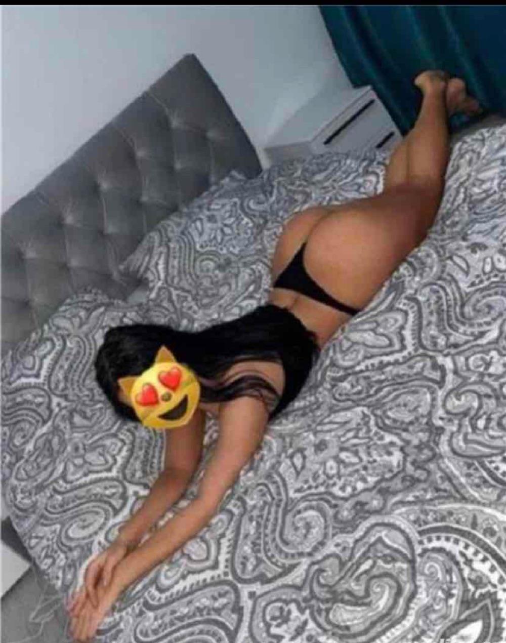 Buna!! noua aici pentru cateva zile pozele imi apartin 100%