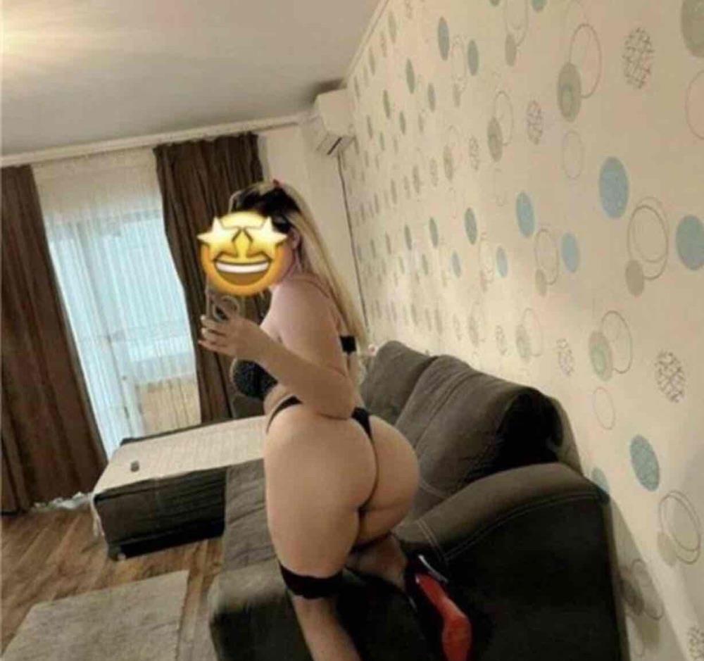 Buna noua in orasul tau Andreea 23 de ani fac si deplasari