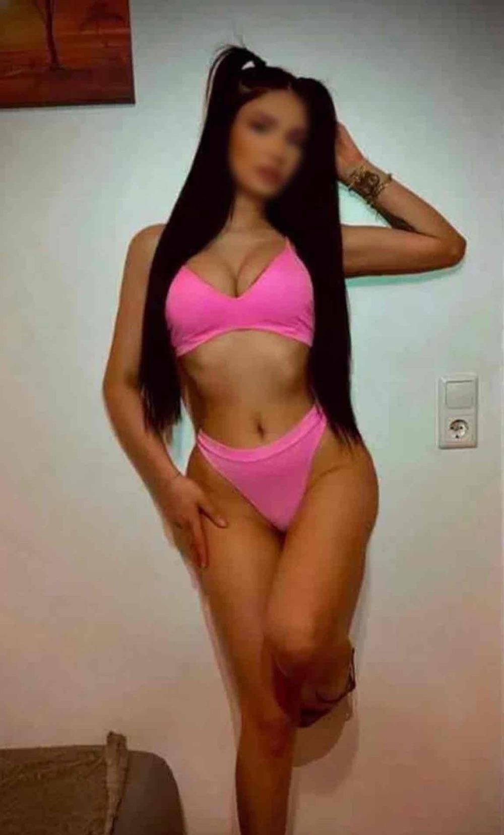 buna sunt cristina