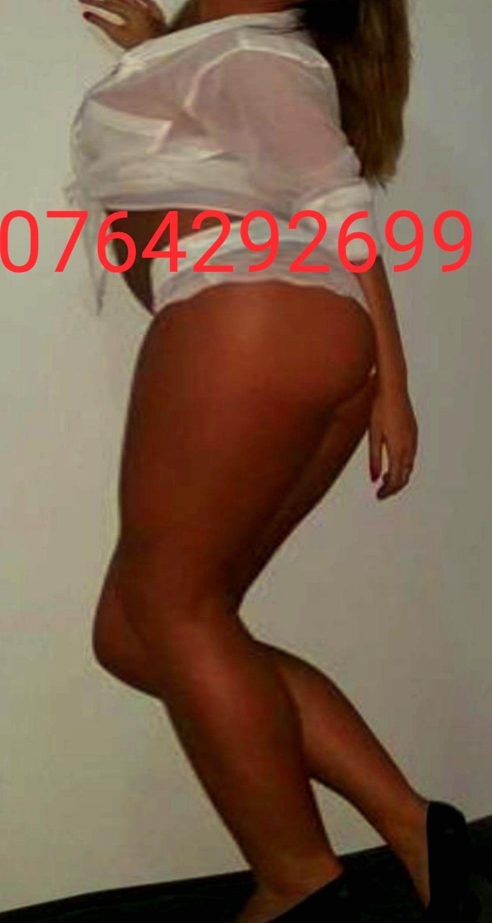 Buna sunt mona