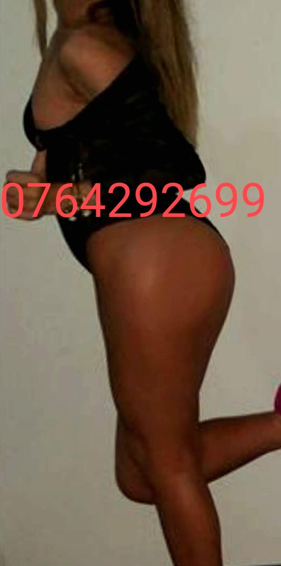 Buna sunt mona