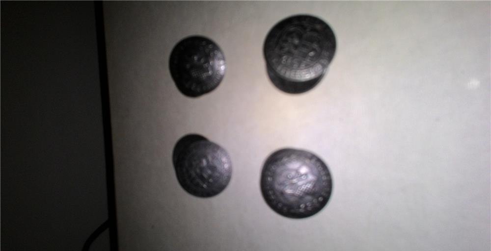 Butoni mantie