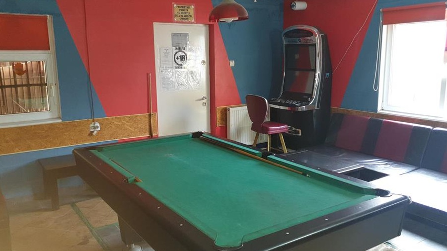 Cafe-bar +terasa