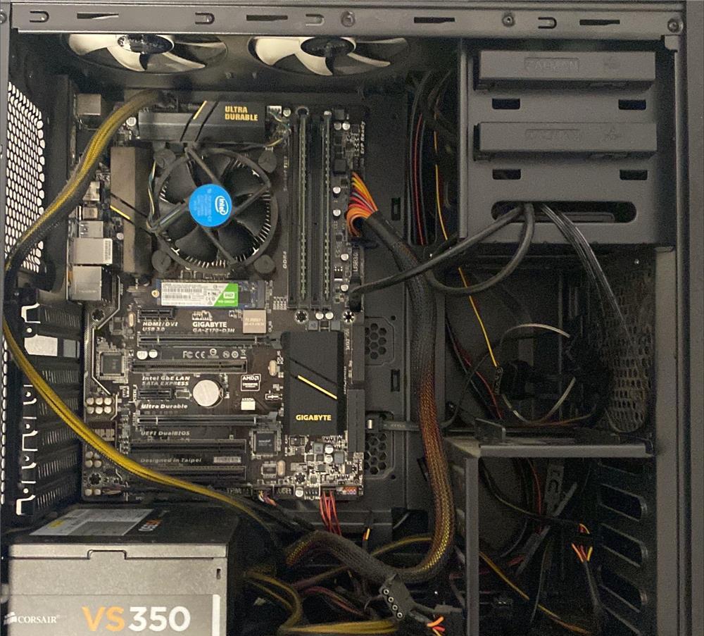 Calculator i3-7100 3.9GHz 16GB DDR4 120GB SSD Z170-D3H 350W
