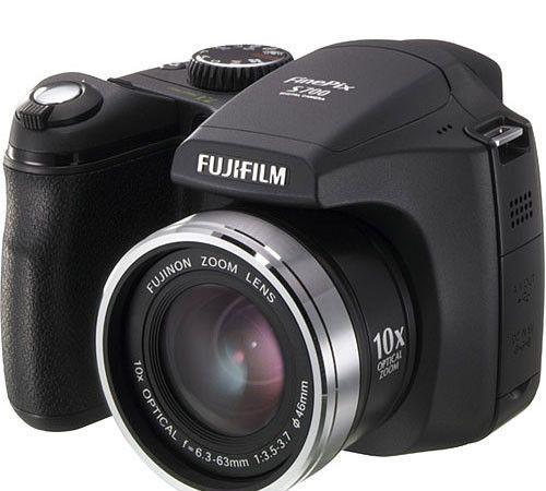 Camera digitala SLR FujiFilm Finepix S5700 card 4Gb