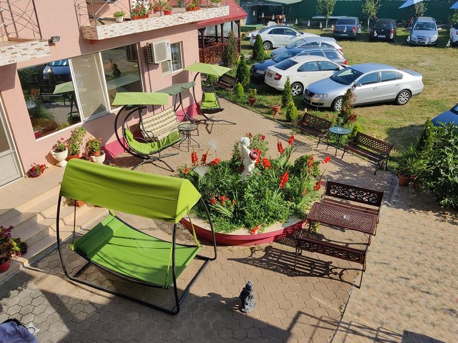 Camere de inchiriat in pensiune la Costinesti