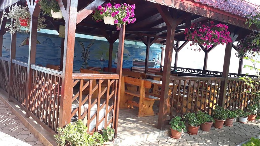 Camere de inchiriat in pensiune la Costinesti