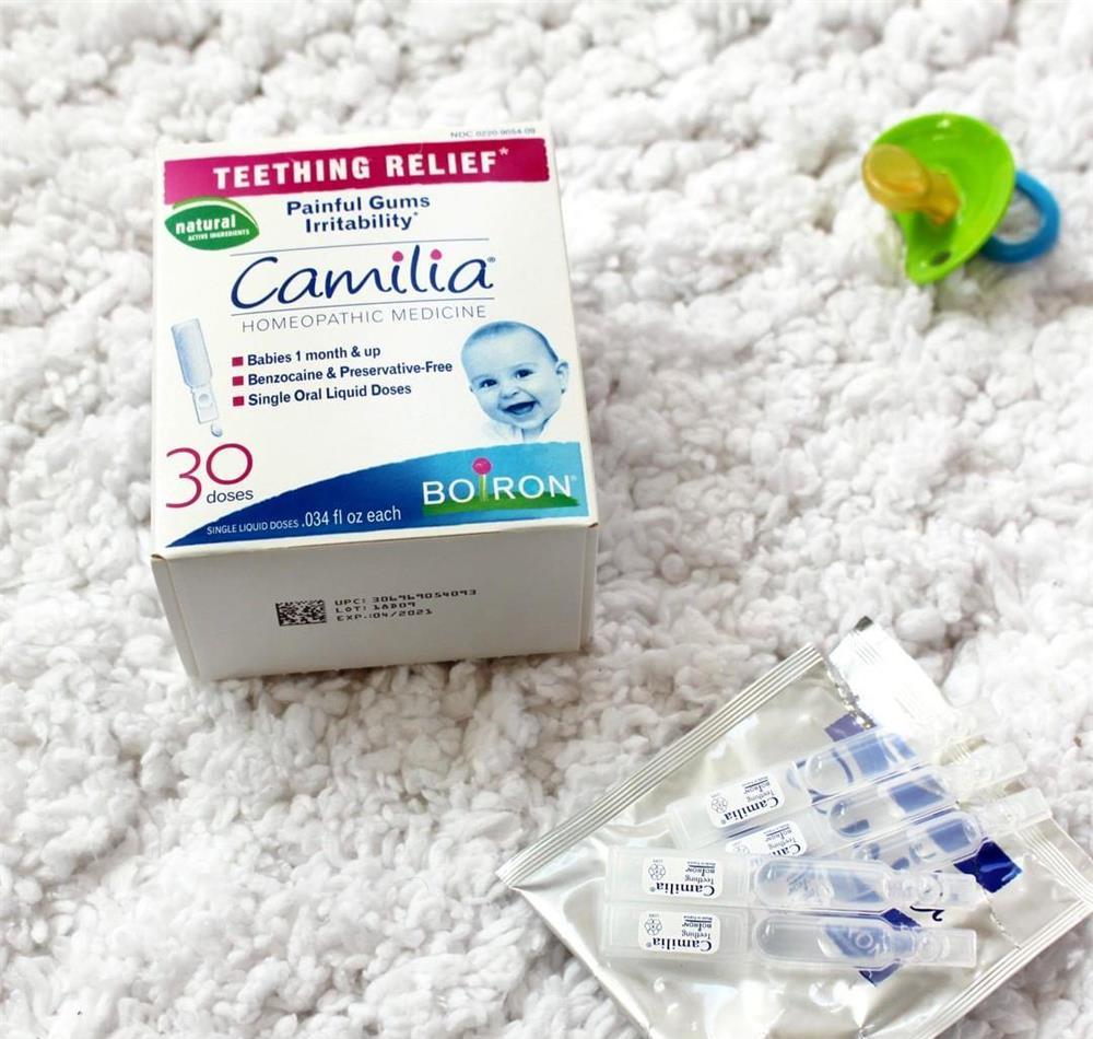 CAMILIA Boiron - Tratament HOMEOPAT SUA - Calmare dureri dentitie bebeluși - 30 monodoze