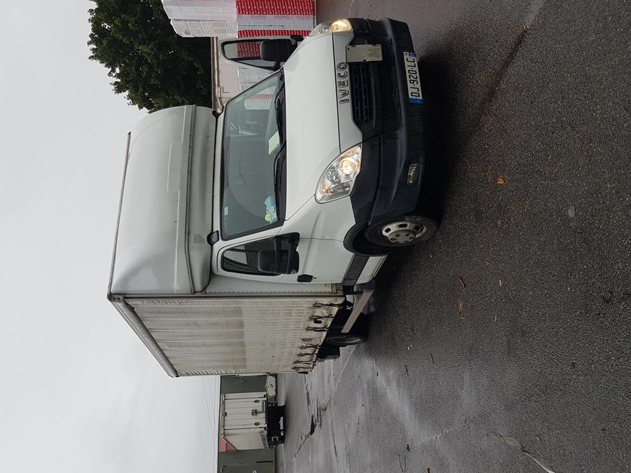 Camion iveco daily 2014