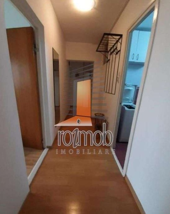 Campia Libertatii, apartament 2 camere, bloc 1980, decomandat, mobilat