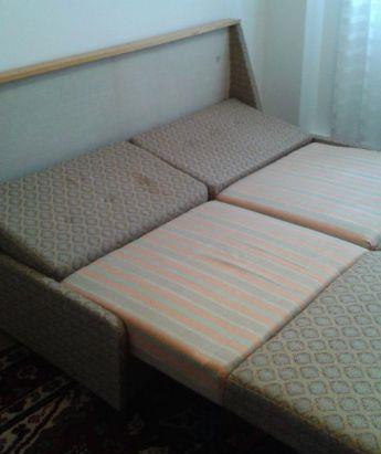 Canapea extensibila 2 locuri