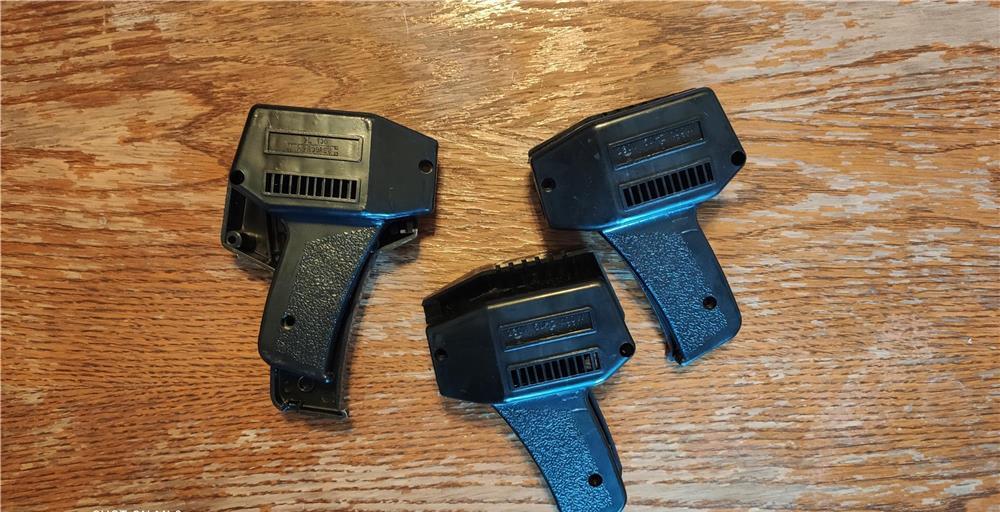 Capace pistol electiectric lipit PL 100 fabricat Radio Progres