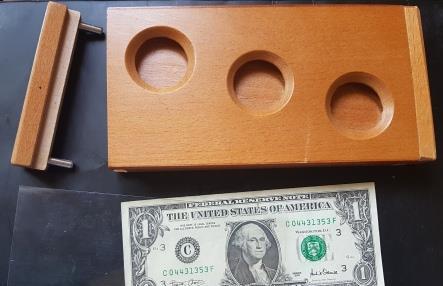 Capcana Banilor – Wooden Puzzle Money Box - Brain Teaser
