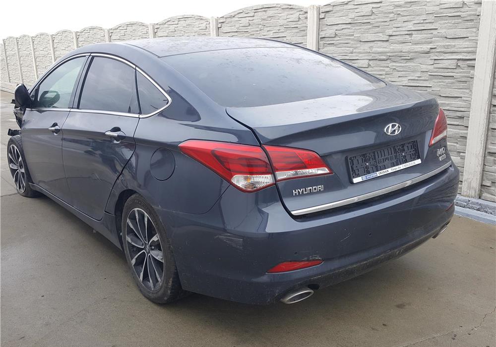 Capota spate Hyundai I40 an 2015