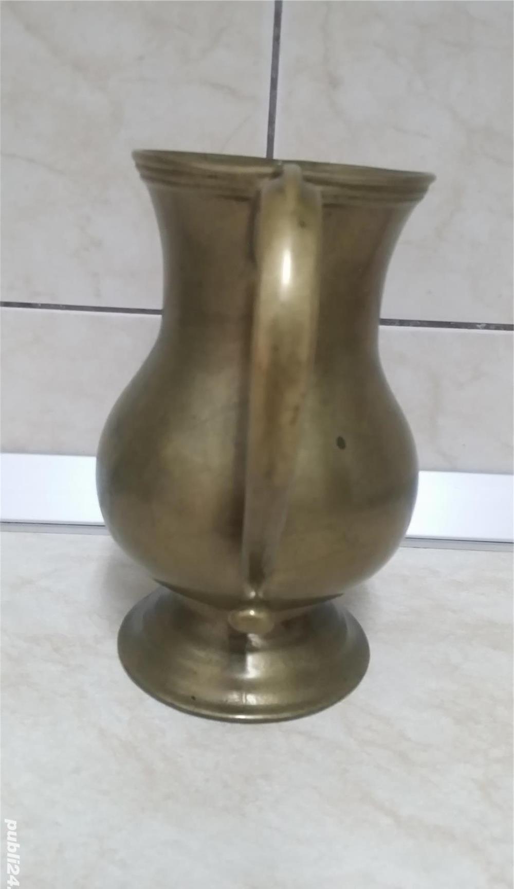 Carafa cana vintage din bronz masiv, inaltimea 19cm
