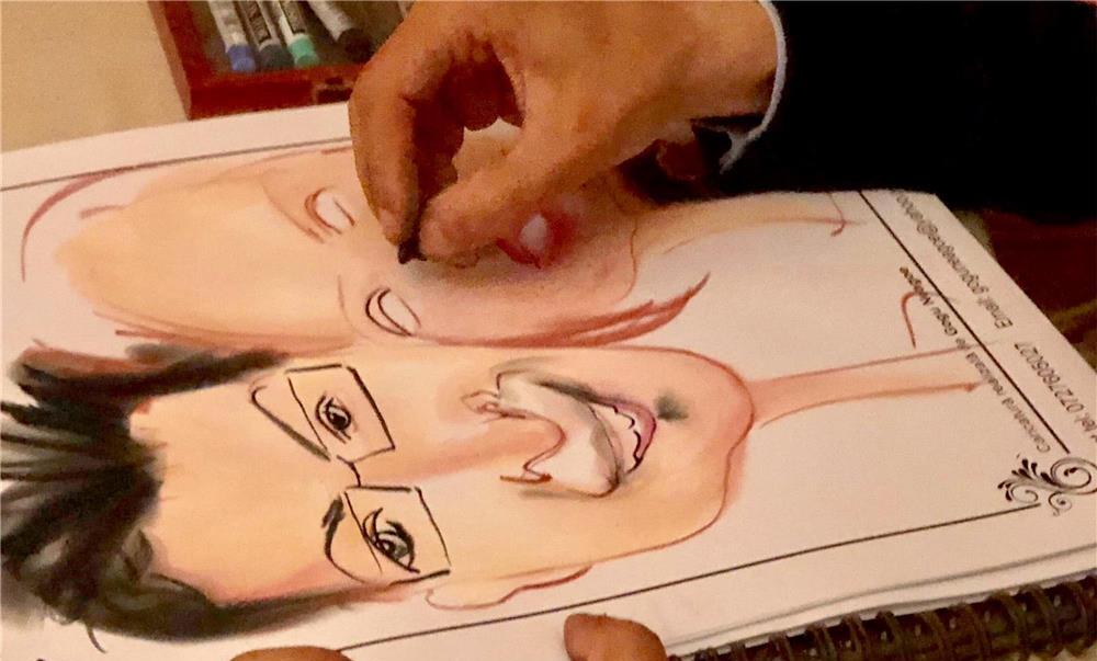 Caricaturist la Evenimente ,caricaturi la comandă ,Caricatura Online
