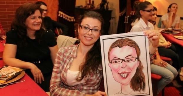 Caricaturist realizam caricaturi marturii pentru nunta botez petrecere