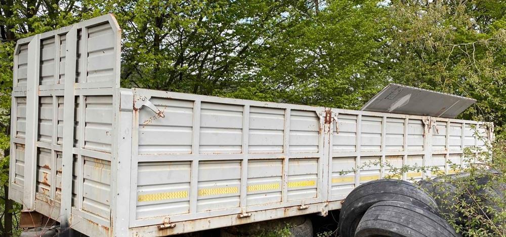 Caroserie metalică camion