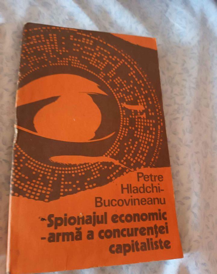 Carti romane politiste. Spionaj