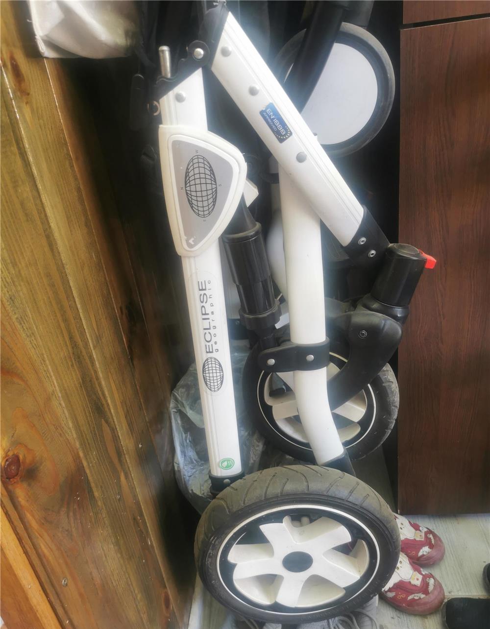 Cărucior Kraussman Eclipse 3 în 1